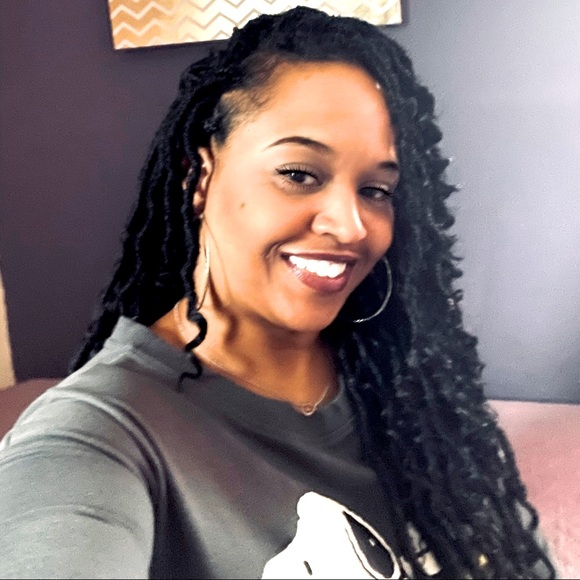 Meet your Posher, Chambria - Picture 1 of 1